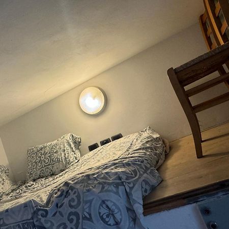Free 30 Minutes Preemptive Cognitive Disconnect Therapy Price Location Real Duomo Palace Mini Suite Mailand Exterior foto