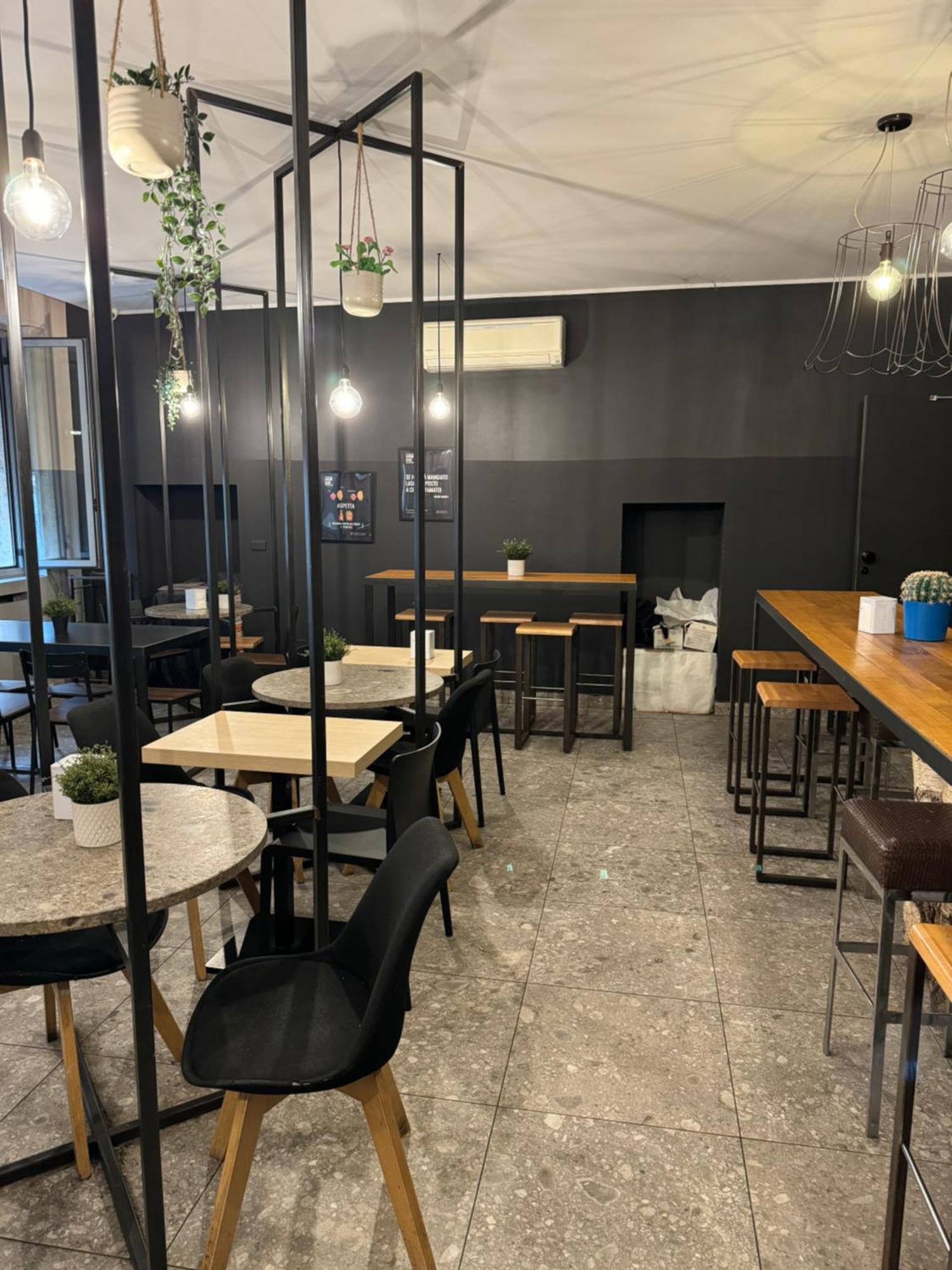 Free 30 Minutes Preemptive Cognitive Disconnect Therapy Price Location Real Duomo Palace Mini Suite Mailand Exterior foto