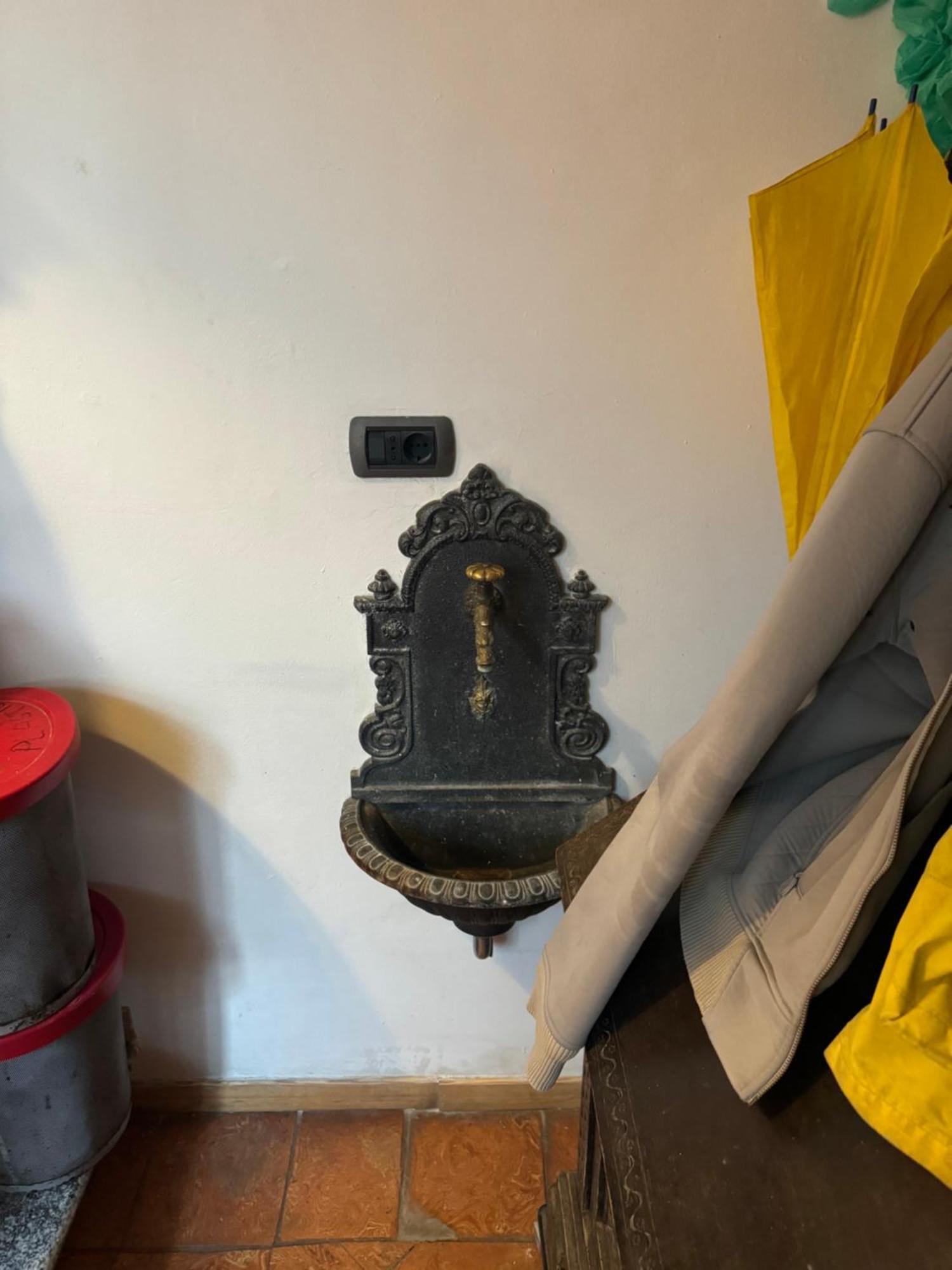 Free 30 Minutes Preemptive Cognitive Disconnect Therapy Price Location Real Duomo Palace Mini Suite Mailand Exterior foto